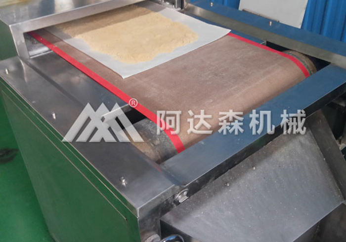 微波干燥機的特點優(yōu)勢：節(jié)能效率高、工藝先進